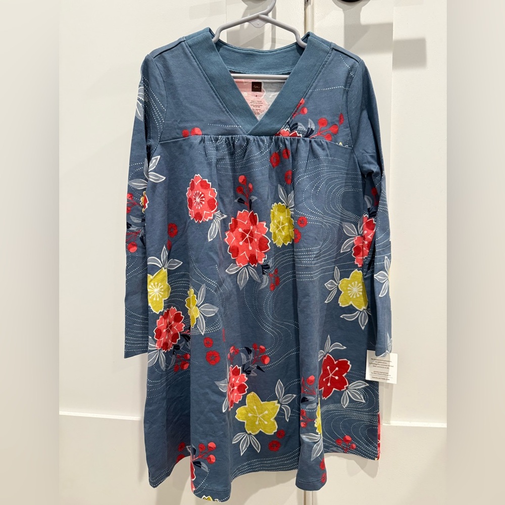 Tea Collection. Long sleeve girls dress. New with tag.
